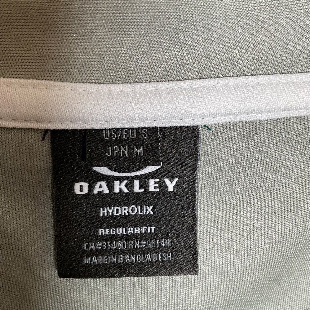 Oakley Divisional UV II Stone Gray Polo Shirt Mens Size S Short Sleeve - Picture 3 of 10